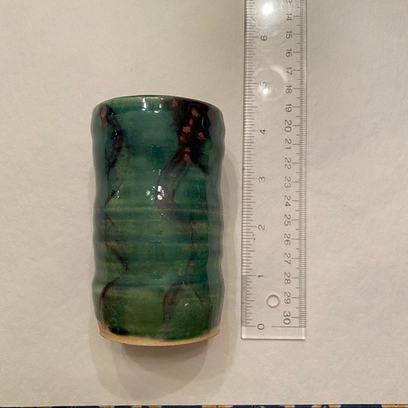 Vase - Picture 6 of 6